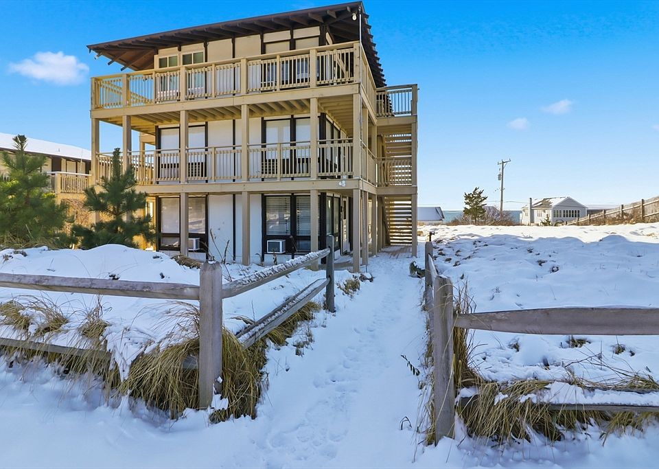 1st image of 169 Shore Rd #15