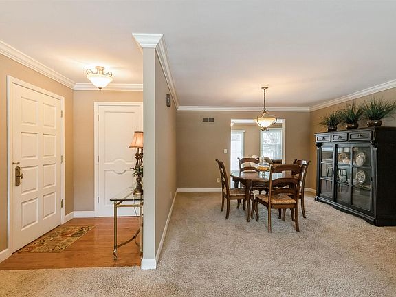 2nd image of 3215 E Locust St #2
