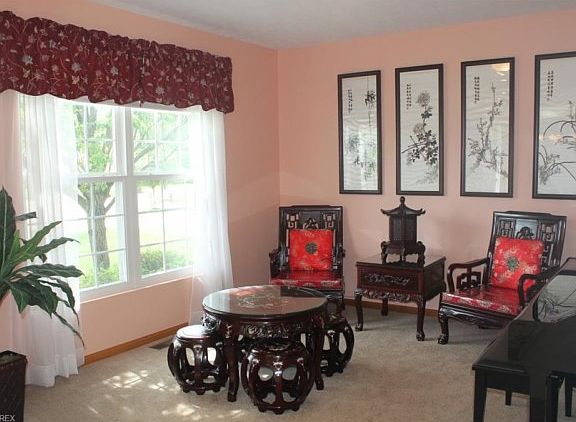 5th image of 22993 Rushmore Dr