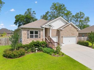 845 Jesse Dr, Cantonment, FL 32533