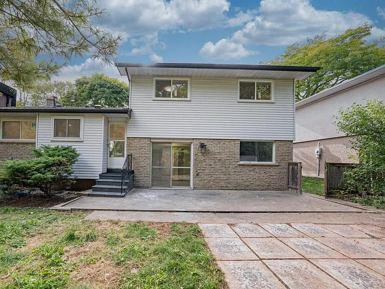1253 Kensington Park Rd — Photo 3