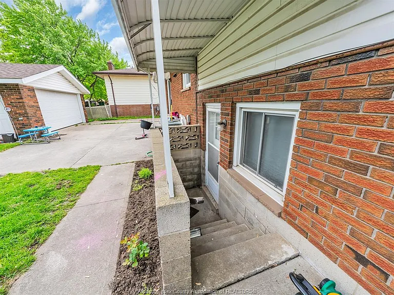 2976 Buttery Ct #LOWER — Photo 5