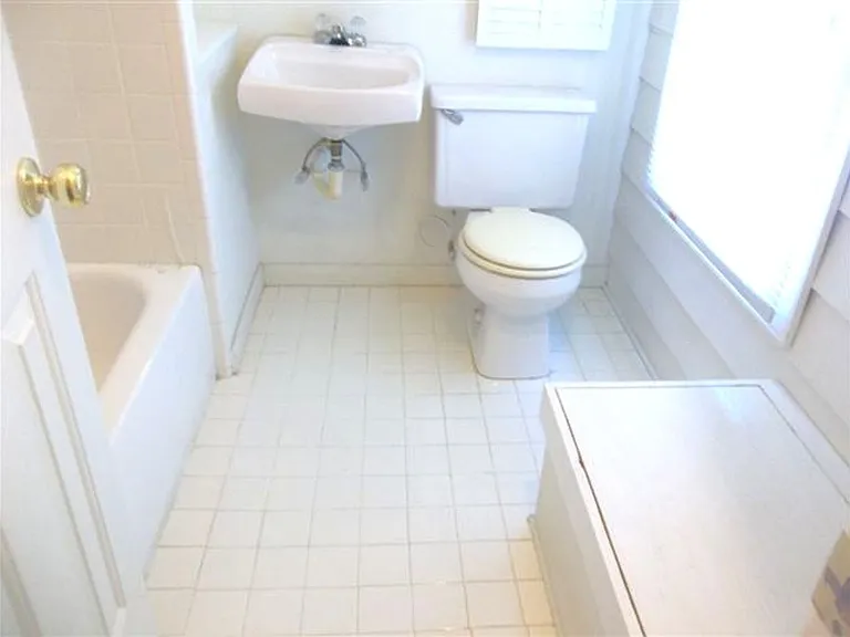 6 Monument Dr — Photo 7