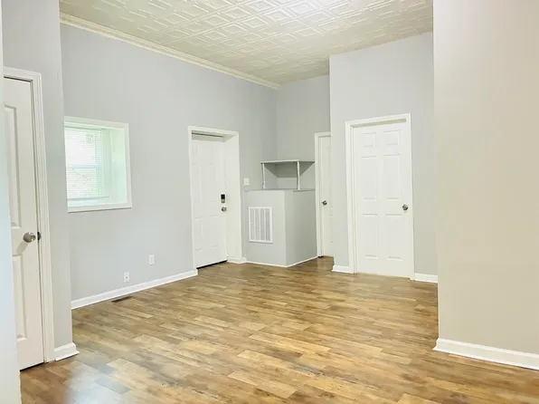 401 S Gray St, Gastonia, NC 28052