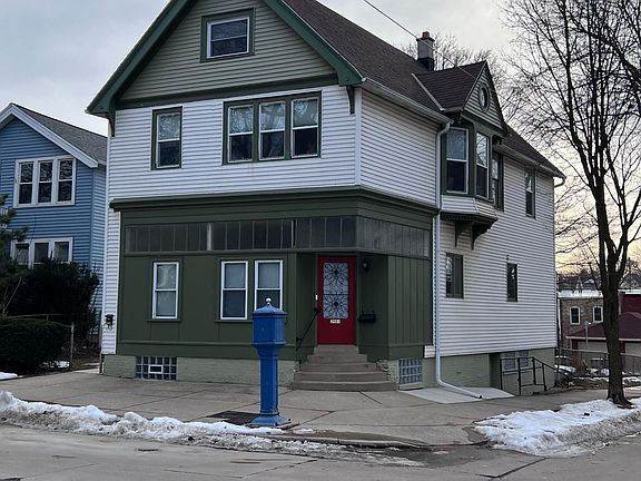 3rd image of 2901 S Wentworth Ave
