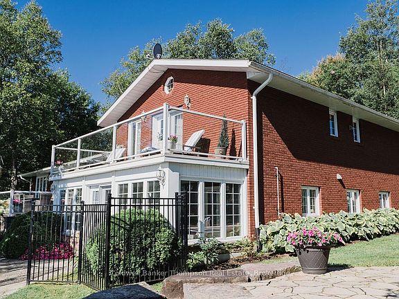 5th image of 83 Scarlett Rd