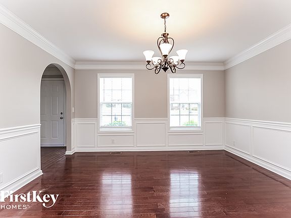 3rd image of 2503 Old Timber Ct