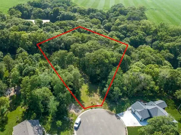 180 Woodland Dr, Henderson, MN 56044