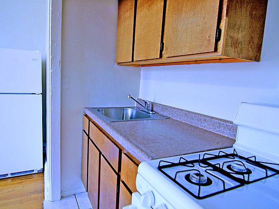 4th image of 2304 Grand Ave APT 3C