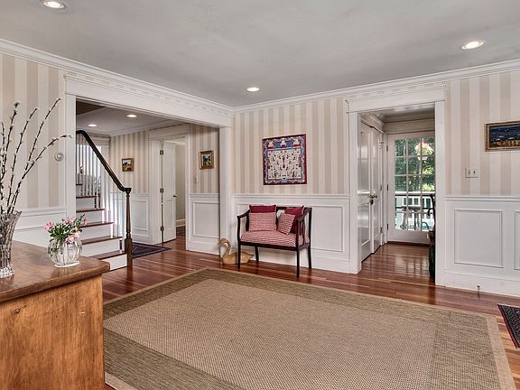 1006 Silvermine Road