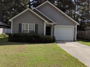 711 Azalea Dr, Hampstead, NC 28443