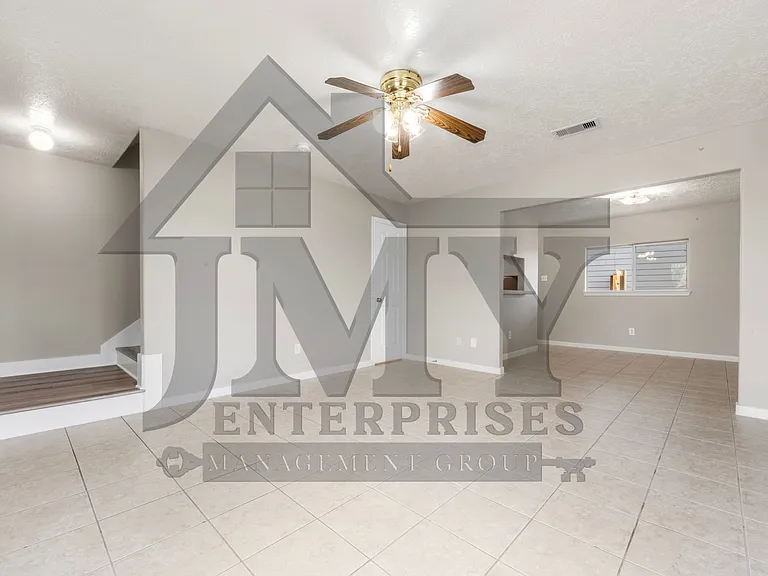 2530 Aldon St — Photo 52