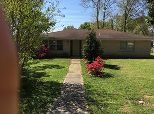 1303 Garvin St, Conway, AR 72034