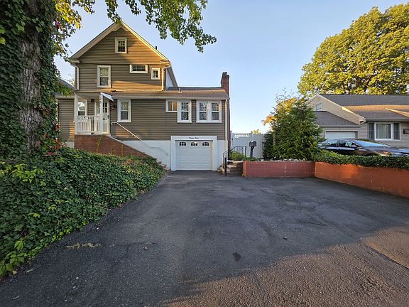 3rd image of 28 Wood Pl #2