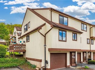 78 Dorchester Ct #78, Beacon Falls, CT 06403
