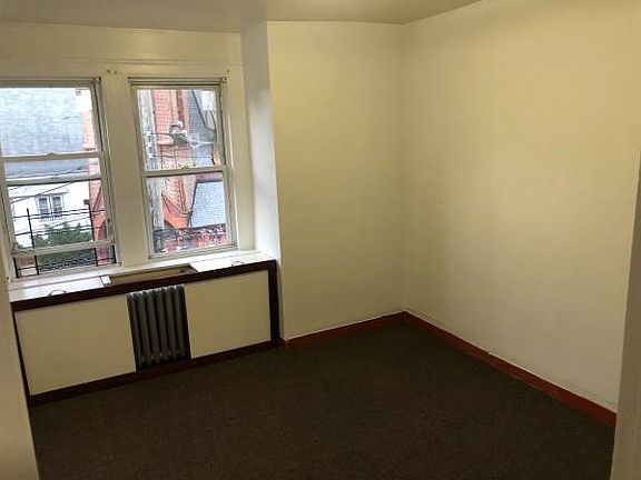 5th image of 27-27 12th St #3