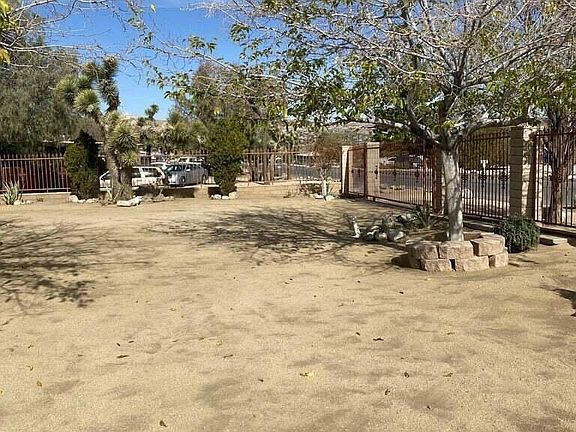 5th image of 7570 Elata Ave