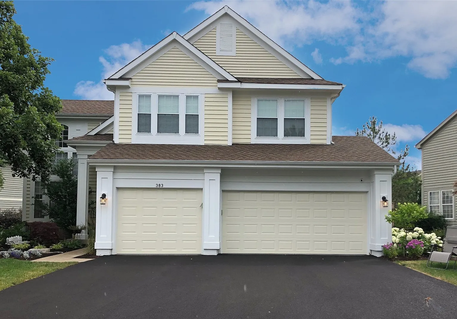 383 Shadow Creek Ln photo 1