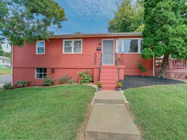 1661 Meridian St, Charlottesville, VA 22902