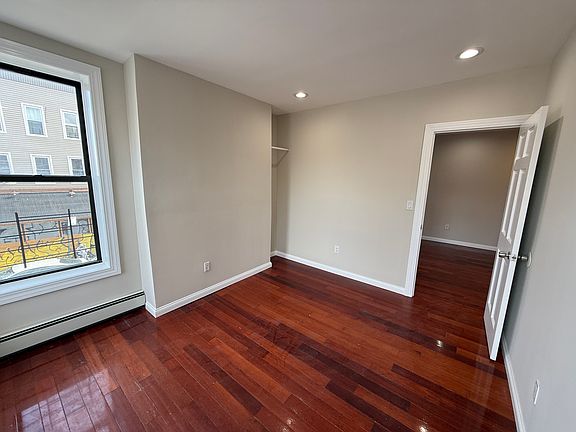 5th image of 1199 Halsey St APT 2F