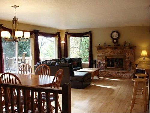 2nd image of 2455 Lower Lincoln Hills Dr