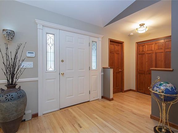 3rd image of 63 Stony Acres Trl
