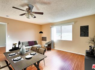 820 S Saint Andrews Pl #301, Los Angeles, CA 90005