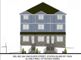 680-684 Van Duzer St, Staten Island, NY 10304