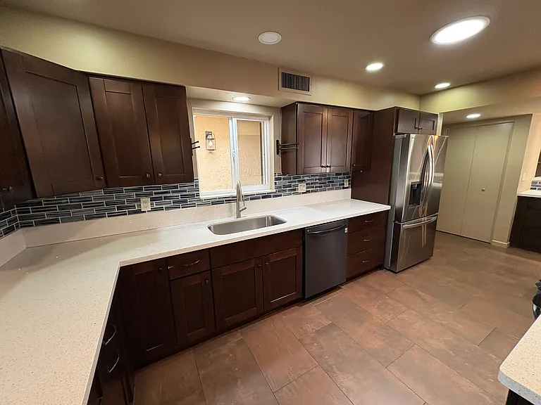 2532 N Camino Valle Verde — Photo 18