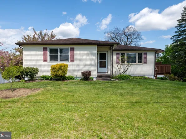 108 Snavely Mill Rd, Lititz, PA 17543