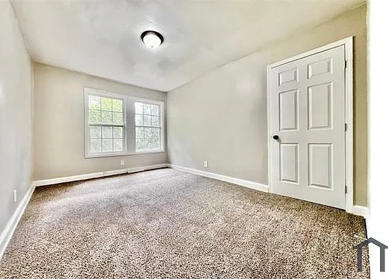 511 Emily Pl NW — Photo 8