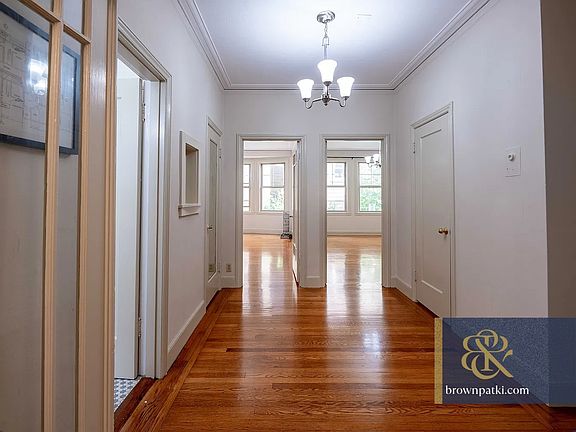4th image of 3350 Octavia St #7