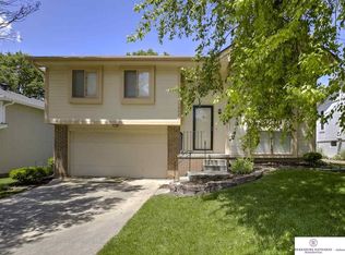 16522 Ehlers St, Omaha, NE 68135