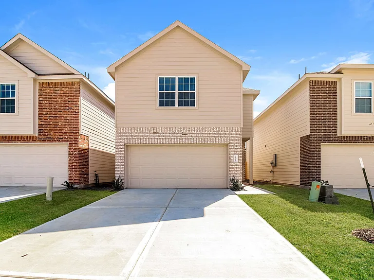 2626 Bouvardia Way — Photo 1