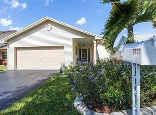 8401 SW 41st Ct, Davie, FL 33328