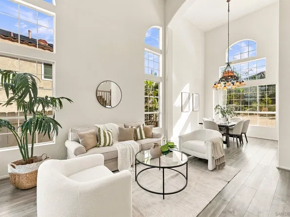 556 Parkside Dr, Chula Vista, CA 91910