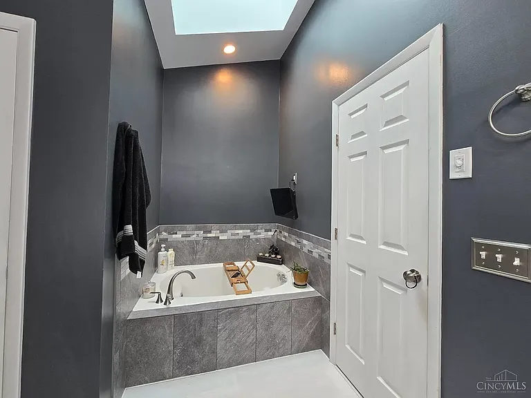 10059426 Hunters Creek Dr #1005 — Photo 8