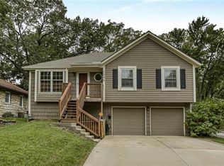 5246 Granada St, Roeland Park, KS 66205