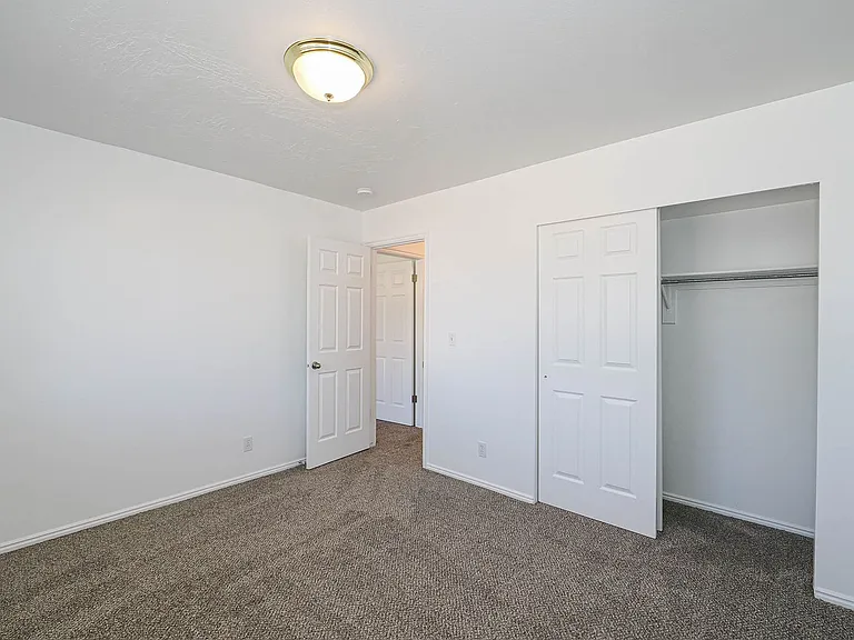 1445 S Monroe Blvd — Photo 13