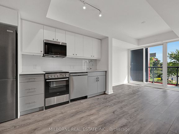 5th image of 2 Manderley Dr #317