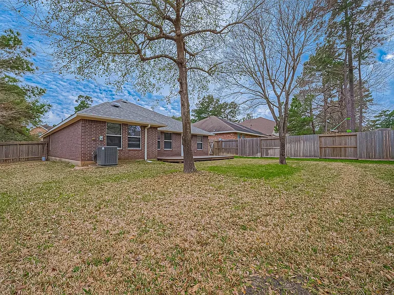 2 Garden Lodge Pl — Photo 41