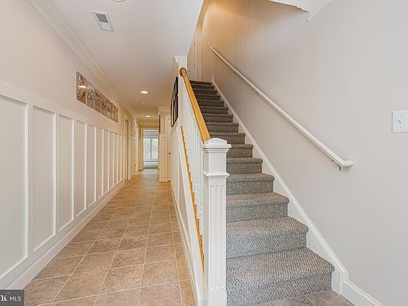 4th image of 33731 Canal Dr #77