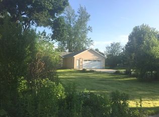 651 Grand Ave, Elgin, IL 60120