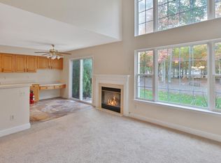 203 Santa Anita Ln, Toms River, NJ 08755