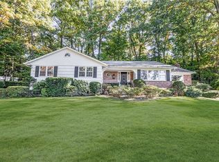 40 Meadowlark Rd, Rye Brook, NY 10573