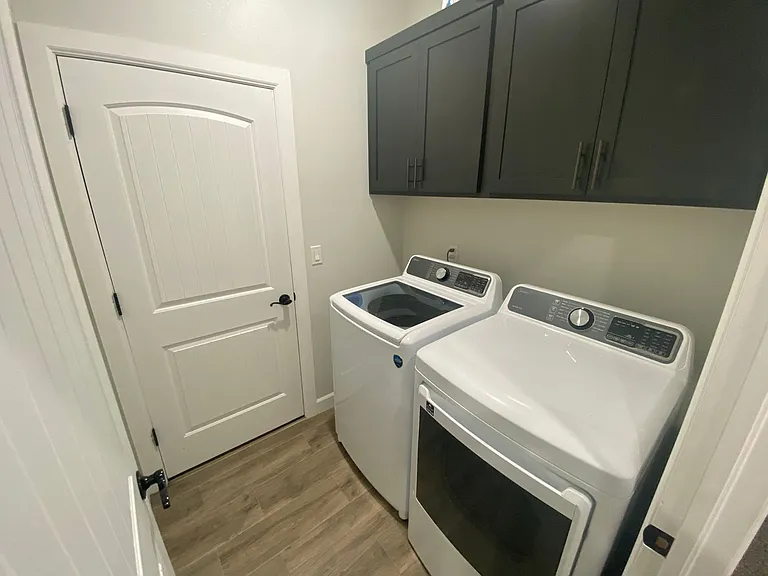 12951 Aberdare Dr — Photo 23