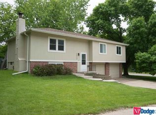 3013 Duane Ave, Bellevue, NE 68123