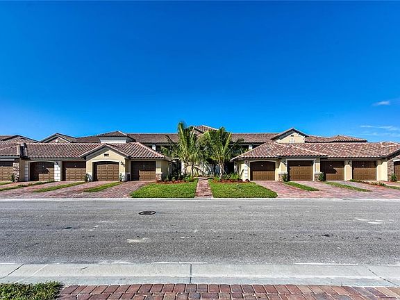 3rd image of 28022 Bridgetown Ct #4821
