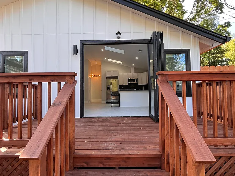 1217 Mountain View Blvd #A — Photo 11