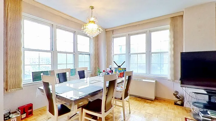 Sold by Remax Edge | media 2